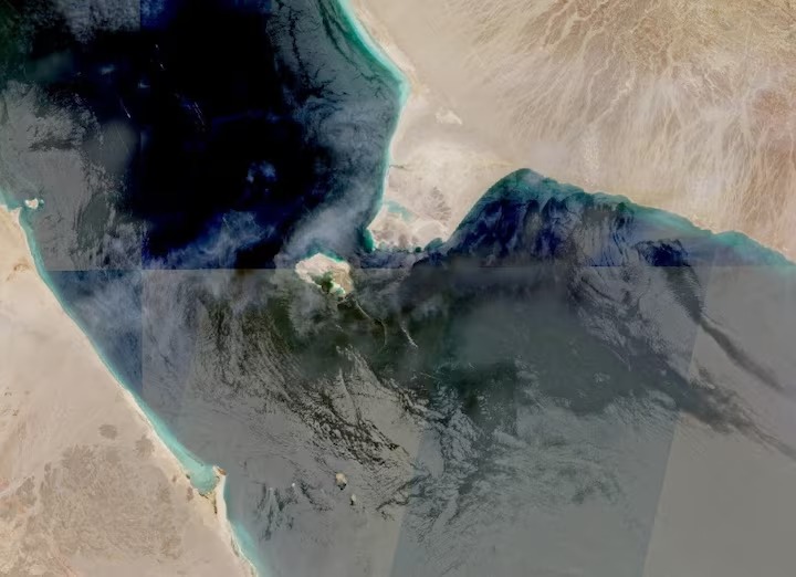حركة الملاحة تواصل الانخفاض في مضيق هرمز