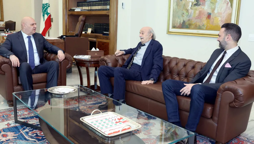 جنبلاط: أؤيد المفاوضات واتفاق الهدنة إذا أدّيا إلى انسحاب إسرائيل