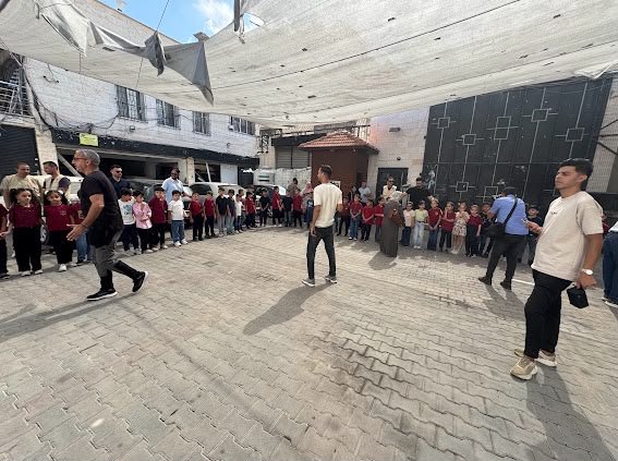 بالفيديو - عودة إلى المدارس... "النهار" تعيش فرحة أطفال غزّة