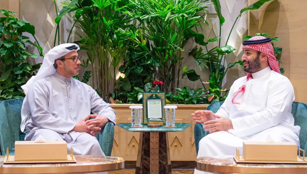 محادثات منصور بن زايد ومحمد بن سلمان في الرياض: مرحلة جديدة في العلاقات الإماراتية - السعودية
