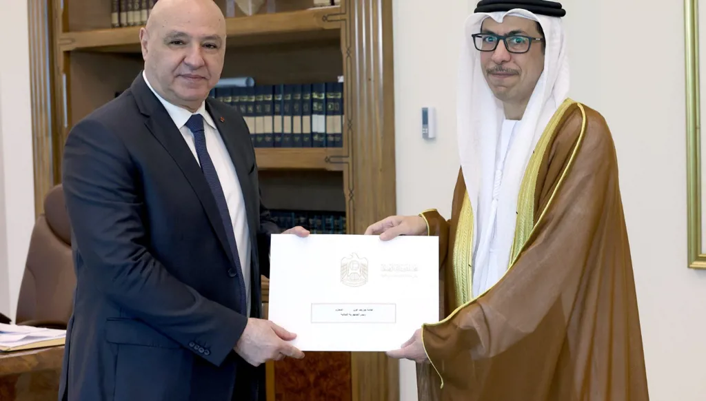 رسالة من محمد بن زايد إلى جوزف عون... ودعوة إلى أبوظبي