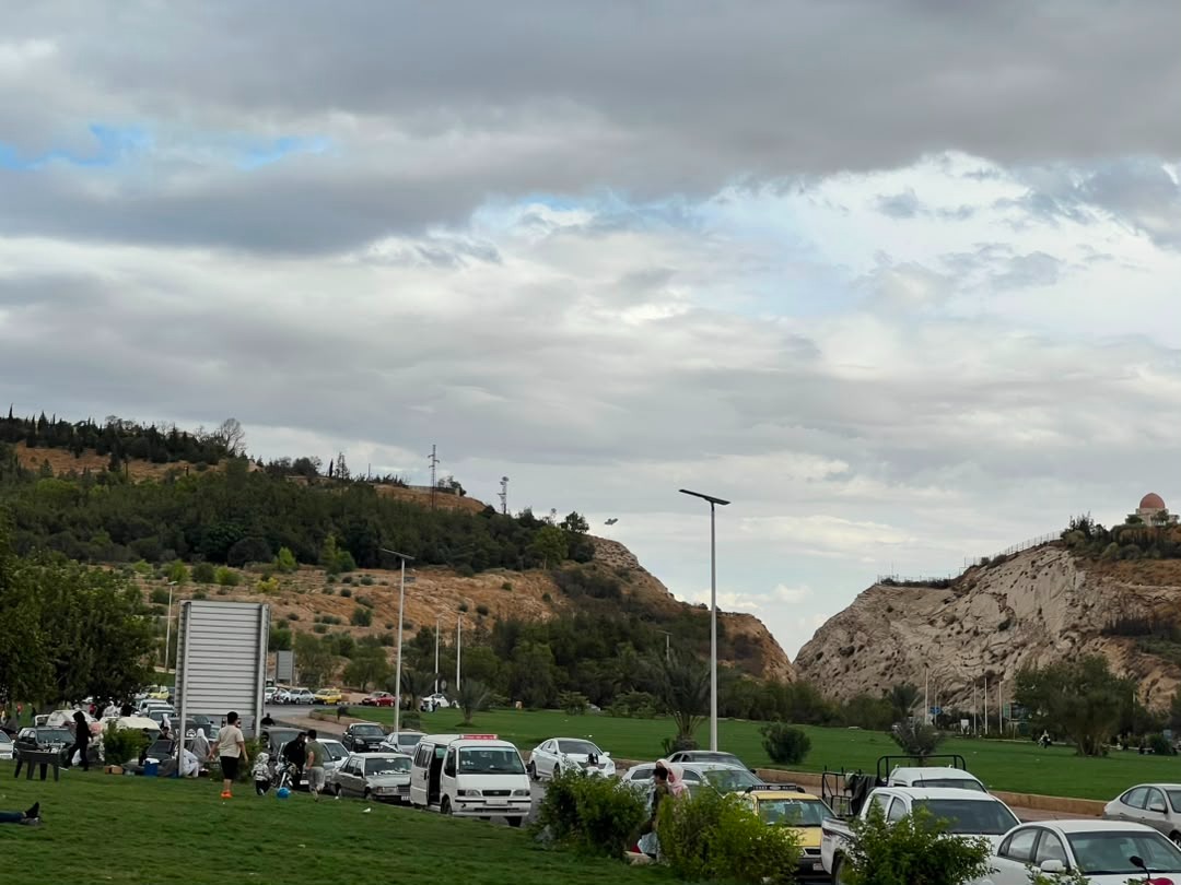 بالفيديو - قاسيون يعود للسوريين... سيران تحت شرفة القصر الجمهوري