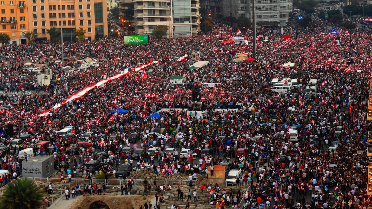 صورة ارشيفية من ثورة 17 تشرين في ساحة الشهداء في بيروت (النهار)