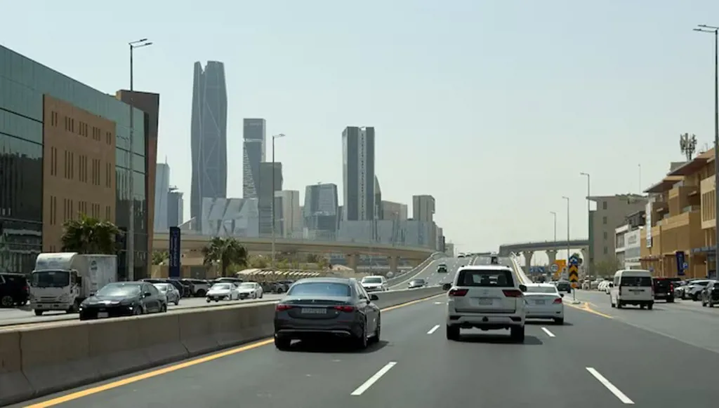 التحالف يُعلن اعتراض وتدمير خمس طائرات مسيّرة أطلِقت باتّجاه السعودية