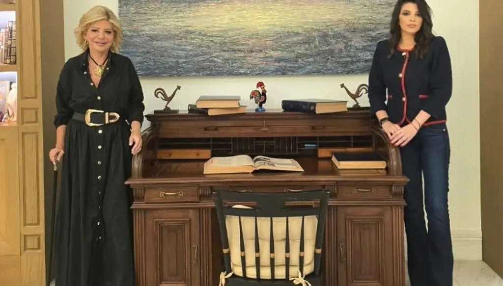مي شدياق ضيفة ميشيل تويني في بيت الشاعر