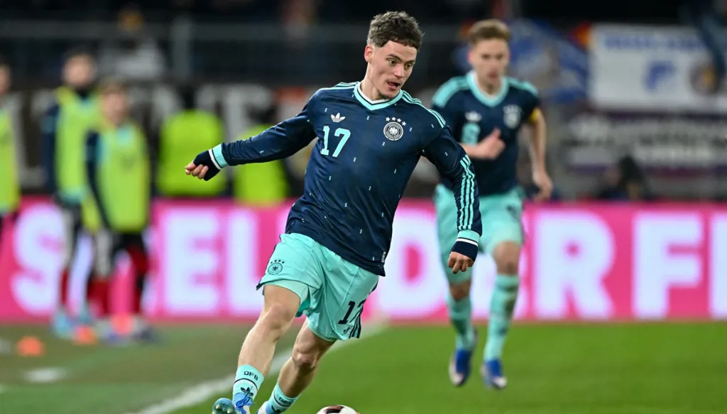 فلوريان فيرتز... عقلية القائد وسحر الموهبة