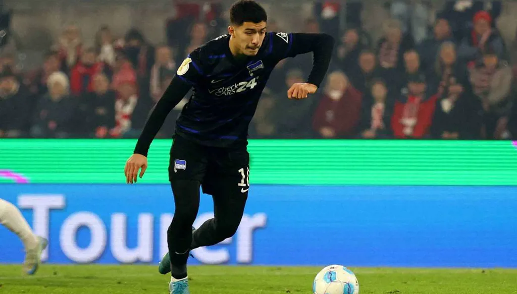 إبراهيم مازا... من قلب الصغر يولد الكبار