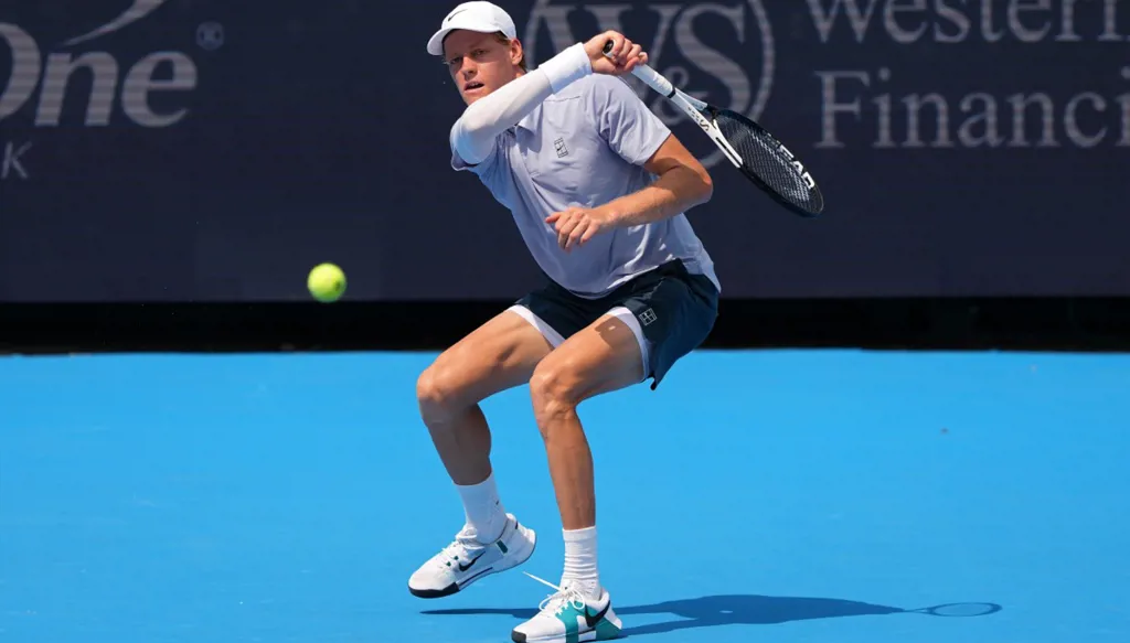 إيطاليا… حين يلتقي صخب "كالتشيو" بأناقة التنس