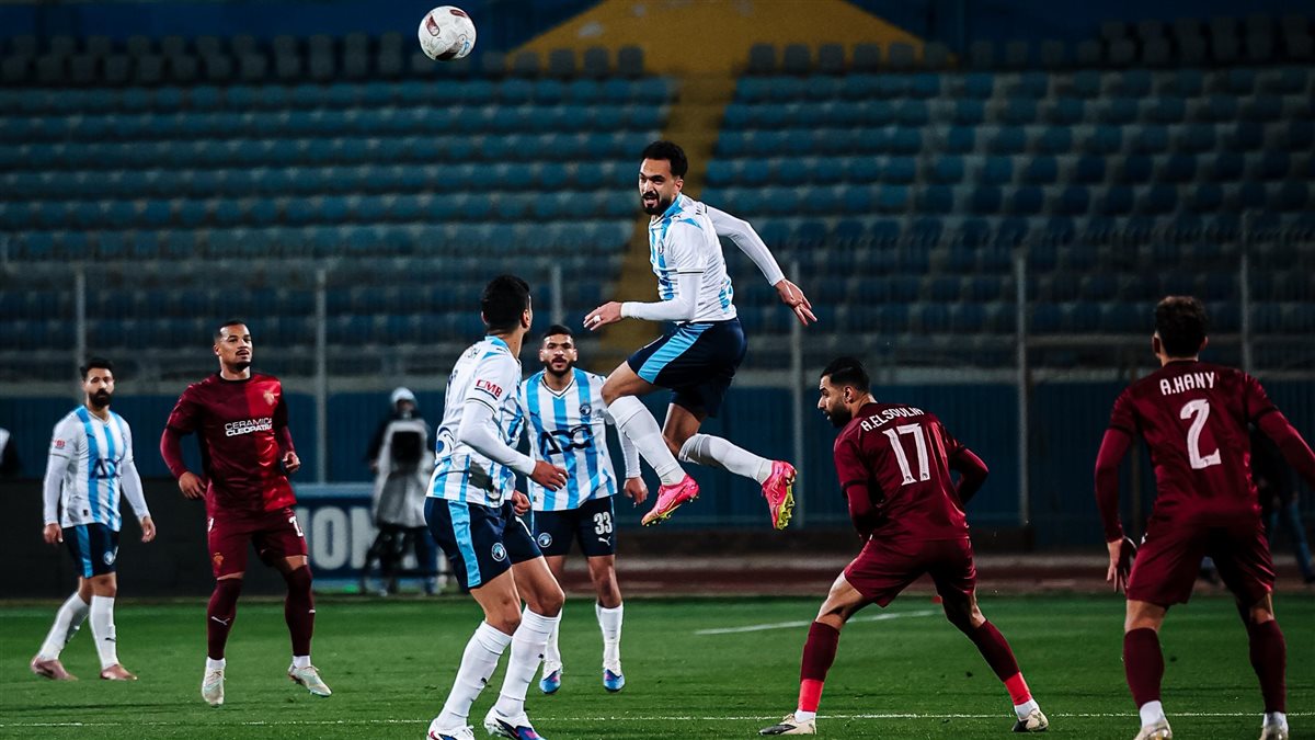 يسعى بيراميدز الى لقبه المحلي الأول وإنهاء هيمنة القطبين الأهلي والزمالك. (وكالات)