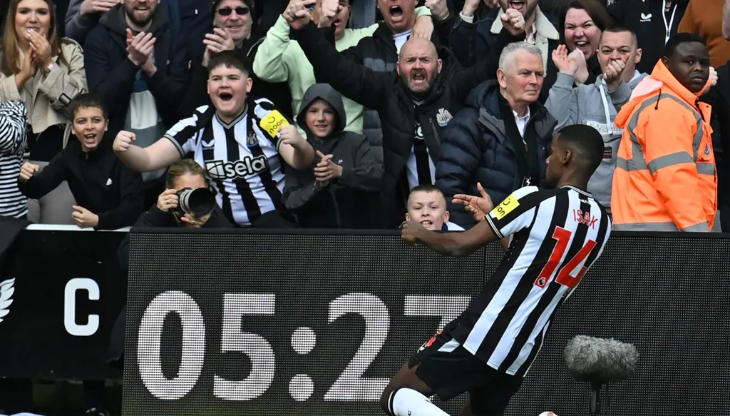 الهلال يدخل سباق التعاقد مع نجم نيوكاسل