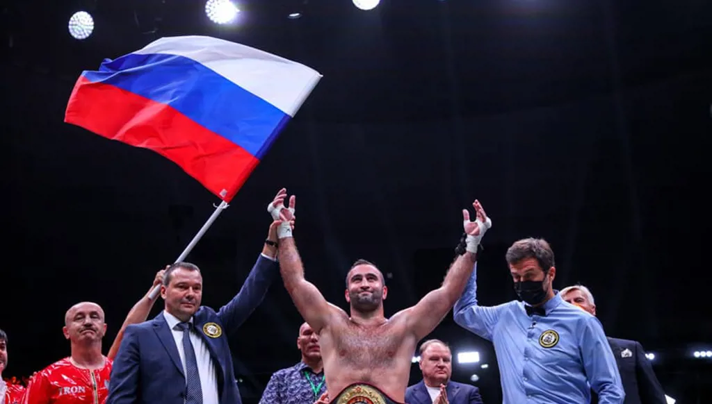 تغيير مفاجئ في النزال الرئيسي لـ IBA Pro 19 في موسكو