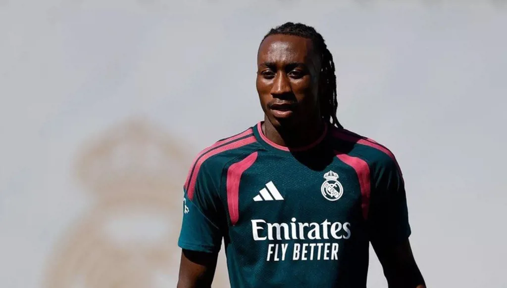 ديوماندي... مراهق أجبر ريال مدريد على إنفاق 140 مليوناً