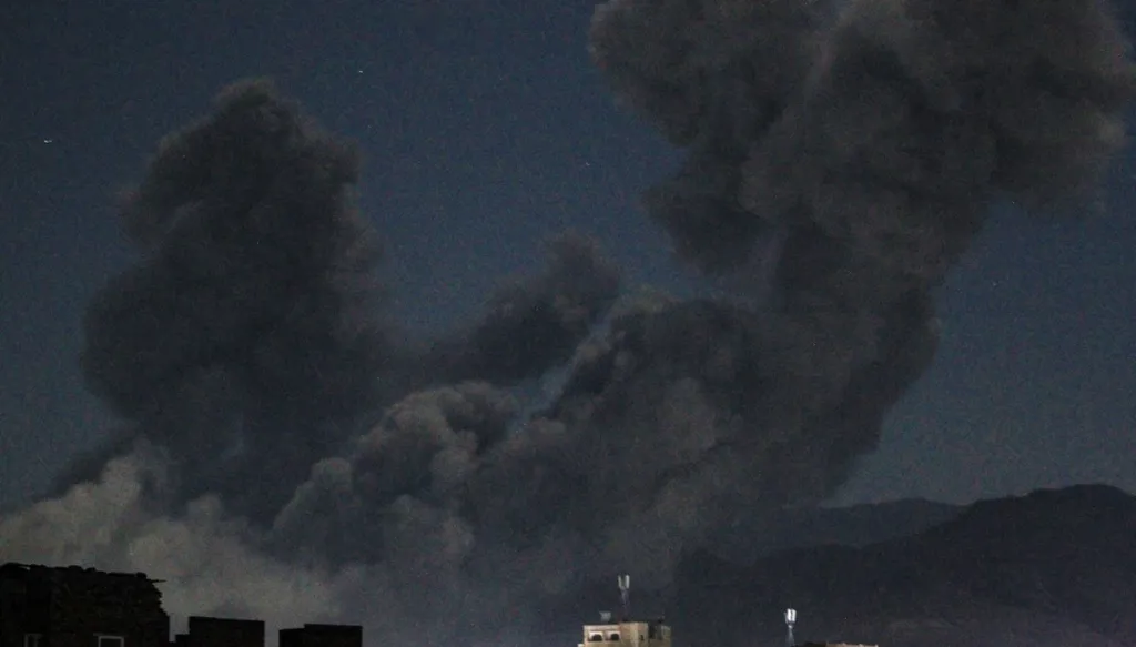 ‏"ضربات مفزعة"... ليلة رعب وخوف عاشها اليمنيون في صنعاء