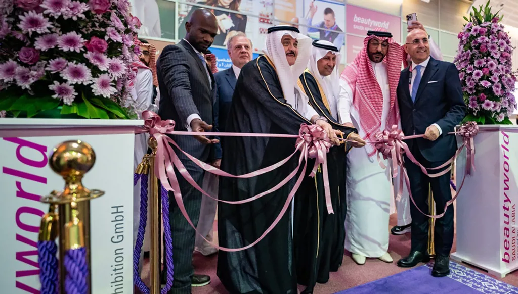 افتتاح معرض "بيوتي وورلد السعودية 2025" واستقبال أكثر من 15,000 زائر (صور)