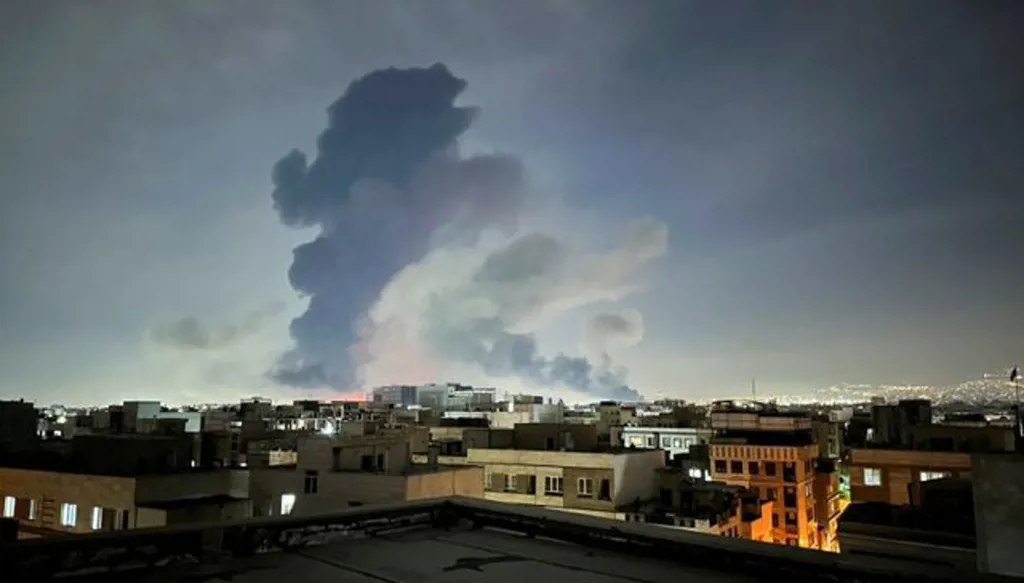 تقرير أمني إسرائيلي: احتمالات الحرب مع إيران تتزايد والتنسيق مع واشنطن يومي