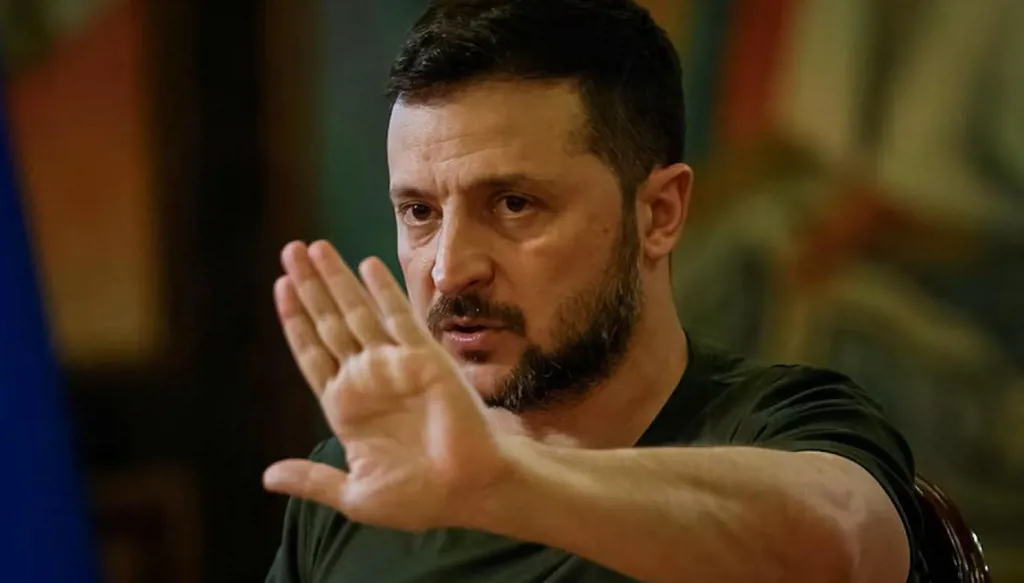 زيلينسكي يرفض التخلي عن الأراضي الأوكرانية ويحمّل روسيا مسؤولية الحرب