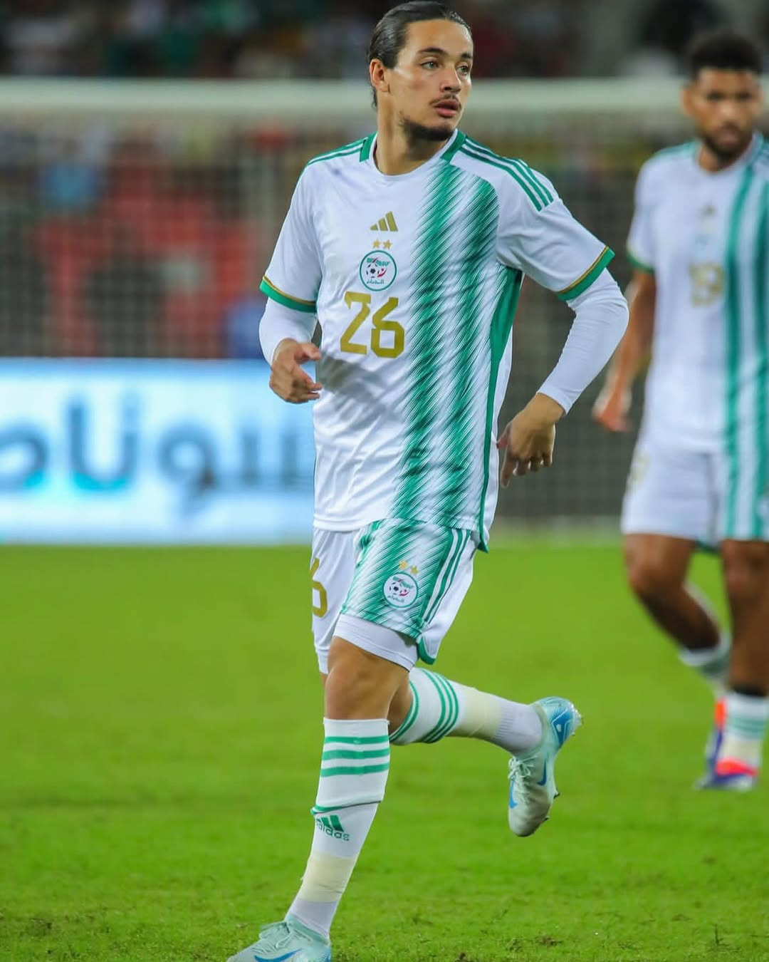 الجزائري أنيس حاج موسى.