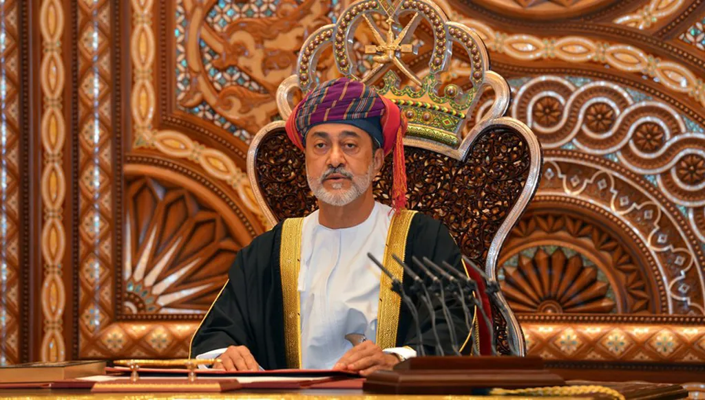 سلطان عمان يزور روسيا يوم الاثنين