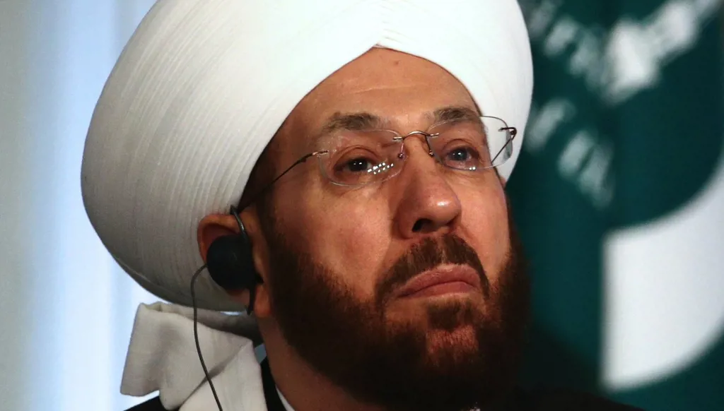 ما حقيقة مقتل مفتي سوريا السابق أحمد حسون؟