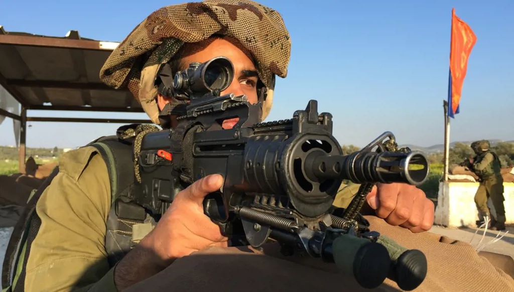 "الشوتغن"... سلاح جديد لقتل الأسرى "فرادى" في السجون الإسرائيلية