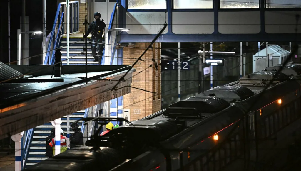 حادث الطعن في لندن... الشرطة: ليس حادثاً إرهابياً