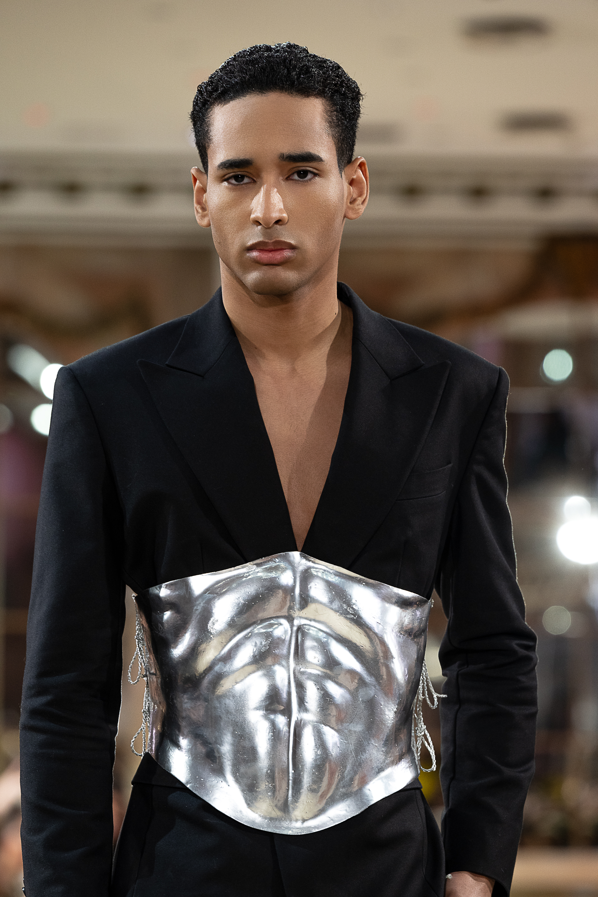 من جموعة روبير أبي نادر للخياطة الراقية لربيع وصيف 2026 (خاص روبير أبي نادر)