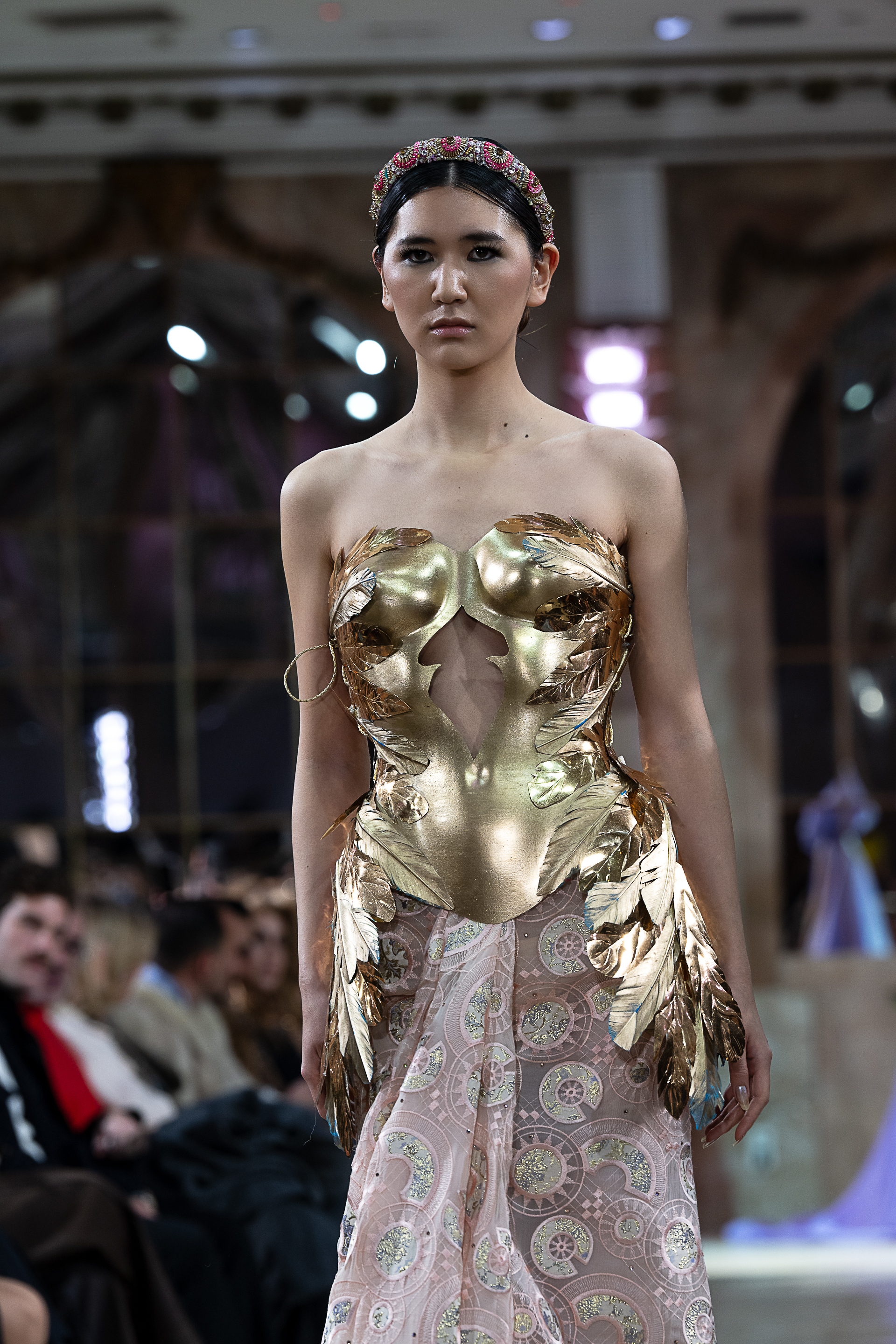 من جموعة روبير أبي نادر للخياطة الراقية لربيع وصيف 2026 (خاص روبير أبي نادر)