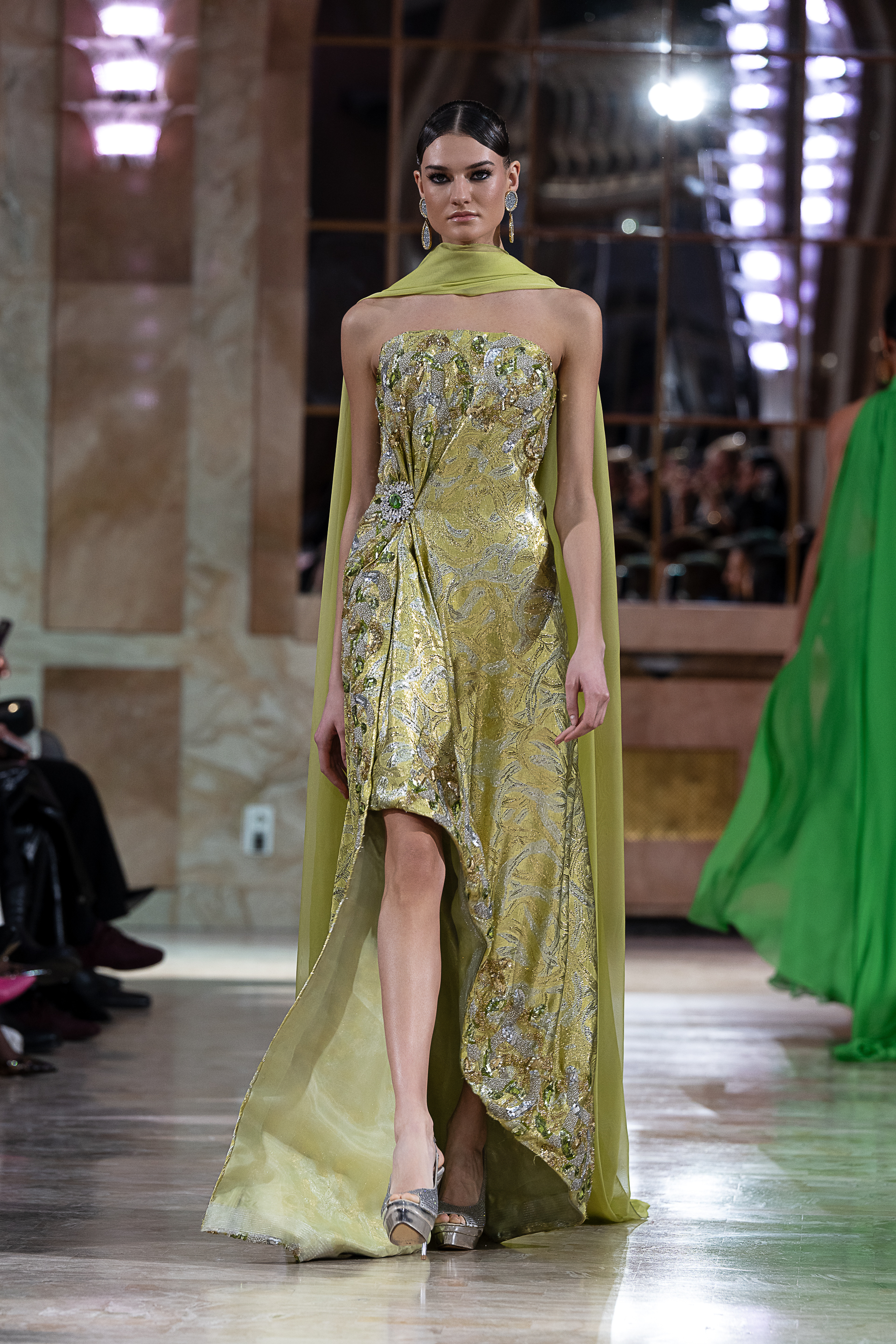 من جموعة روبير أبي نادر للخياطة الراقية لربيع وصيف 2026 (خاص روبير أبي نادر)