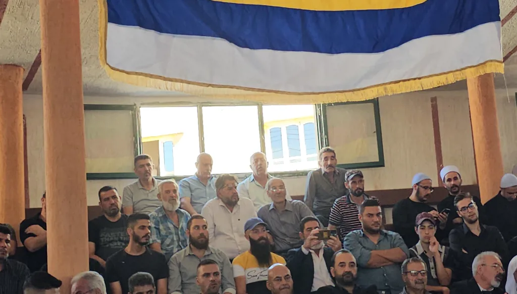 بالفيديو - مراسم تأبين لضحايا في السويداء