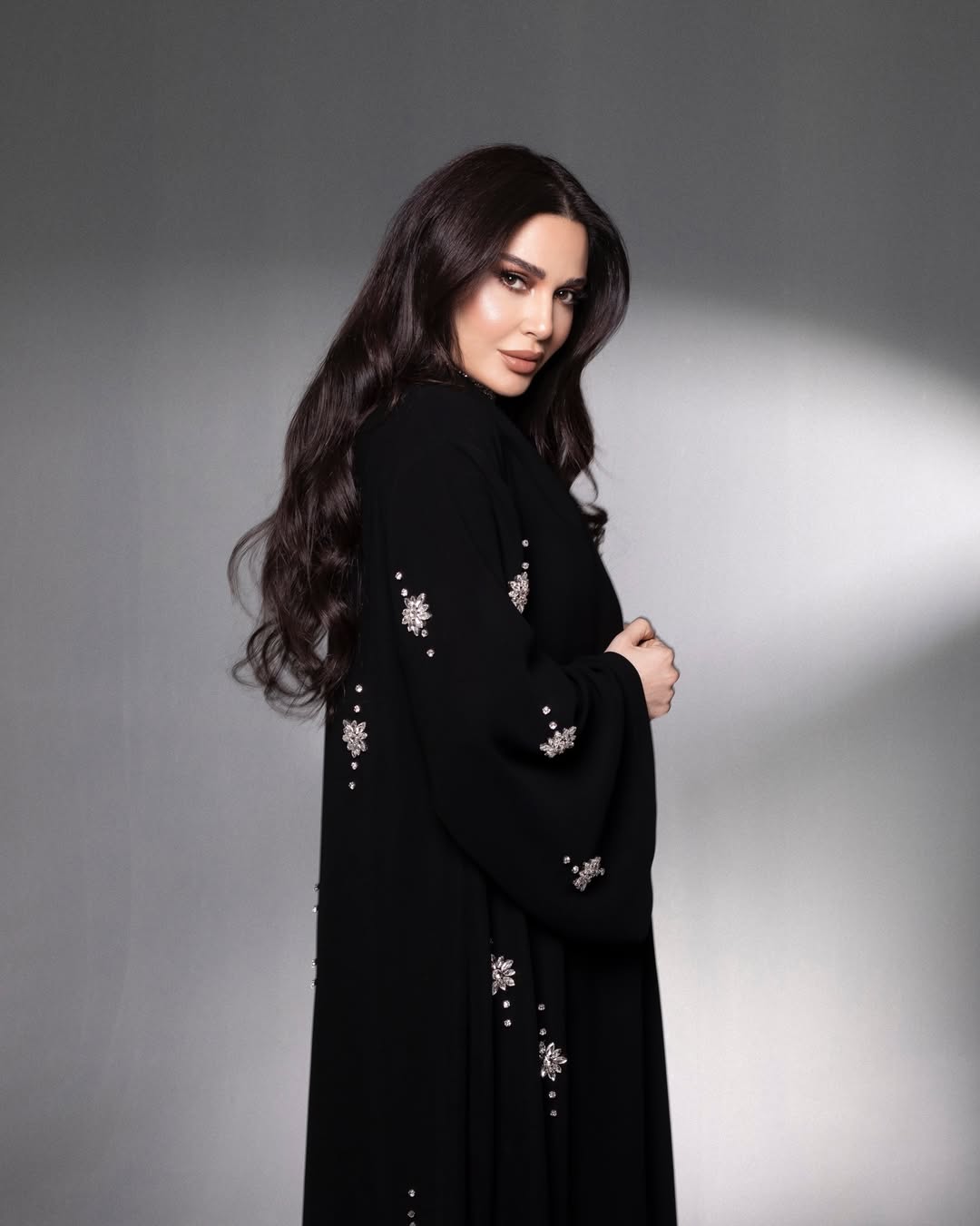 سيرين عبد النور بإطلالة رمضانية فخمة (انستغرام)