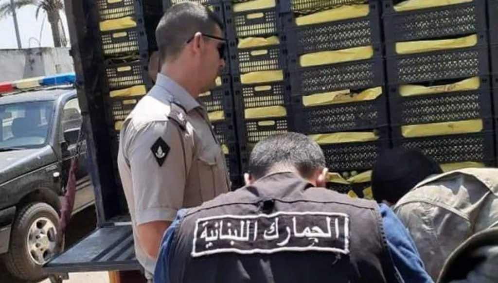 ضبط أطنان من المعسل المهرّب داخل مستودع في صيدا