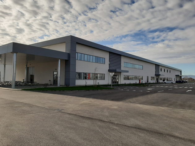 مبنى شركة ألتيس تكستيل التركية (موقع الشركة)