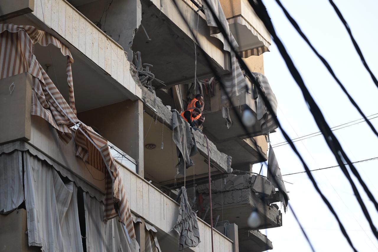 الشقة المستهدفة في الضاحية الجنوبية لبيروت (نبيل اسماعيل).