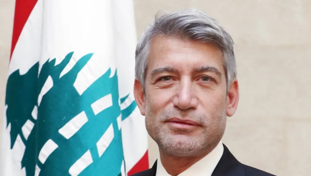 بيان لوزير الطاقة اللبناني السابق حول ملف الفيول المغشوش