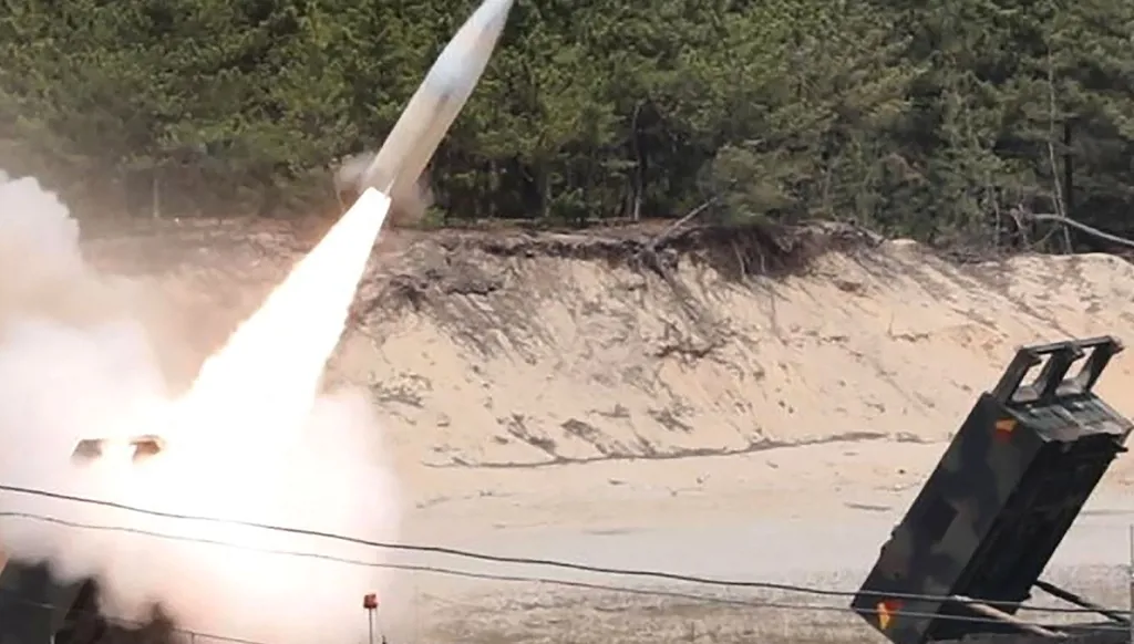 روسيا تُقصف بالصواريخ الأميركية وبوتين يهدّد بالنووي... هل يسير العالم فعلاً إلى الحرب العالمية الثالثة؟