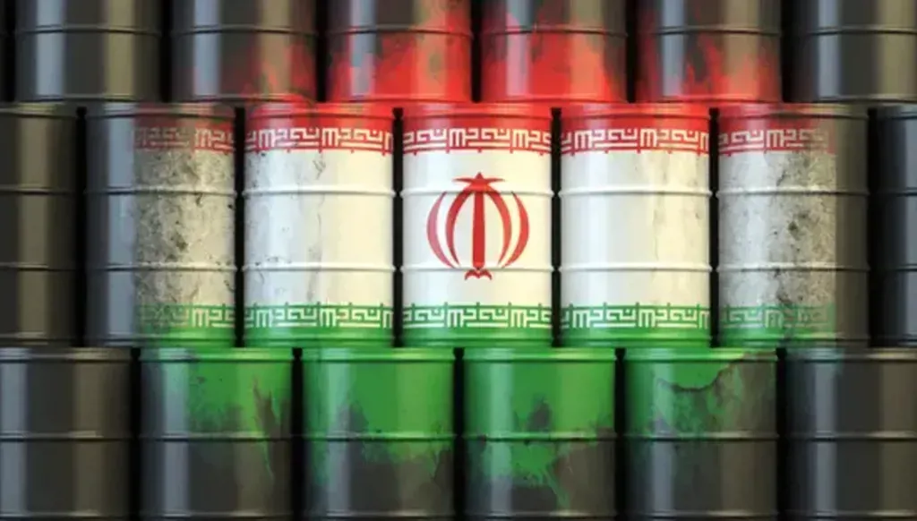 Les États-Unis lèvent temporairement les sanctions sur le pétrole iranien et prêtent du brut de la réserve stratégique