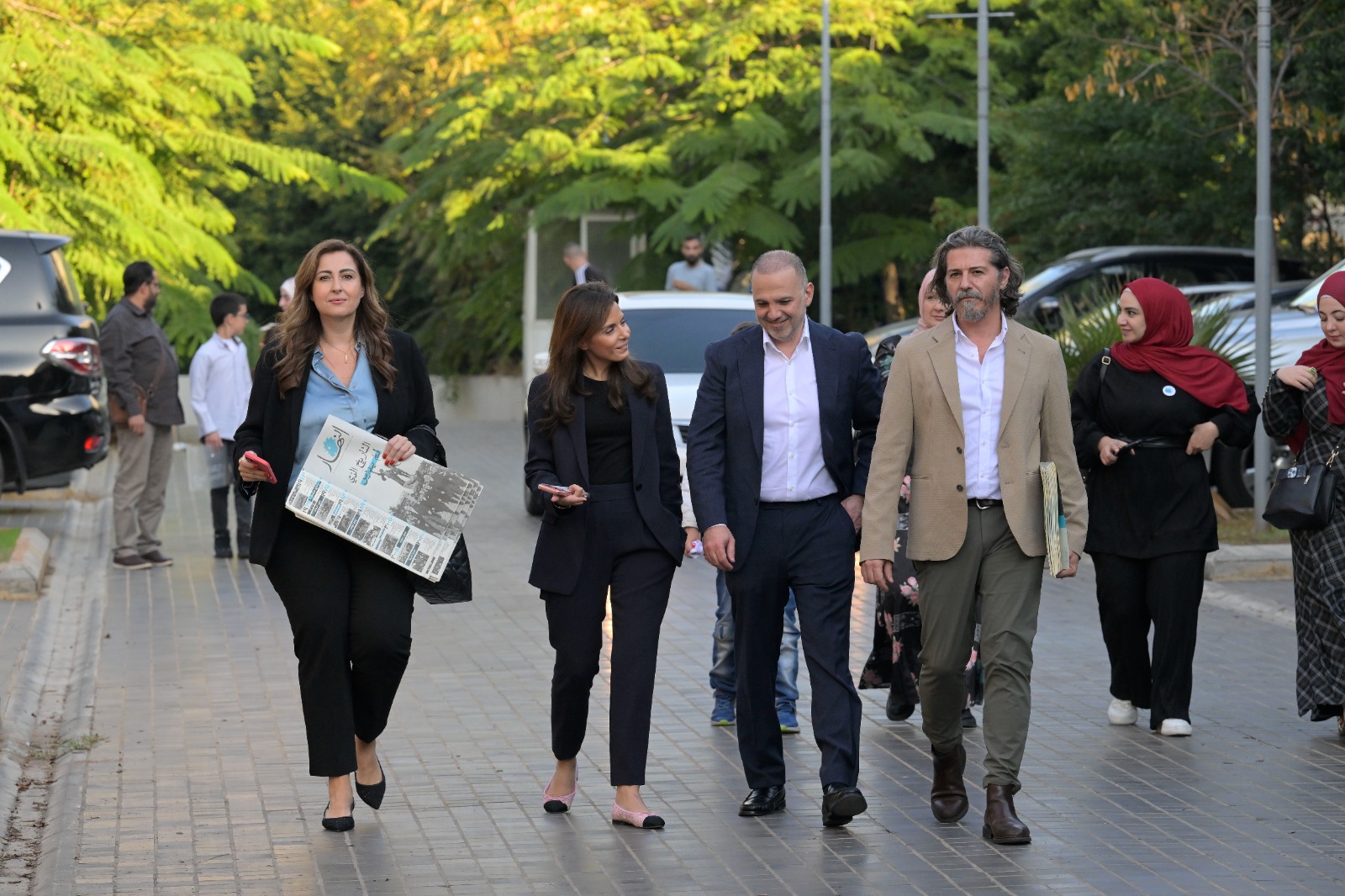 وفد النهار متوجهاً للقاء غسان سلامة (نبيل اسماعيل).