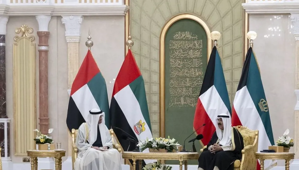 رسائل الإمارات لقمة الكويت