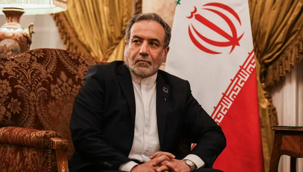 "هجوم مدروس"... هذا ما كشفه عراقجي عن هجوم المدرسة!