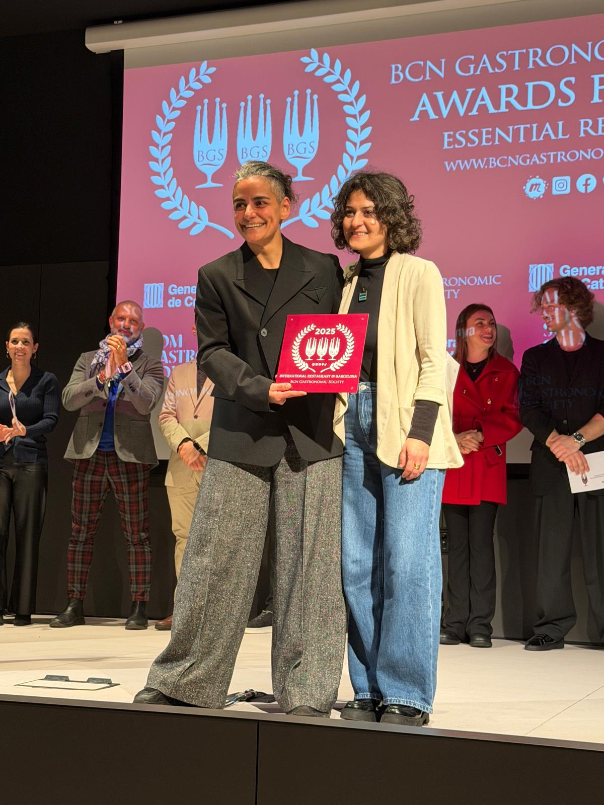 سيندي نعمه وباميلا سرياني