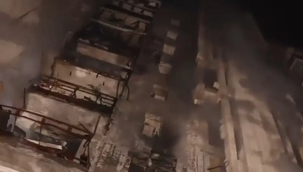 هجوم روسي يقطع الكهرباء عن سومي بشمال أوكرانيا