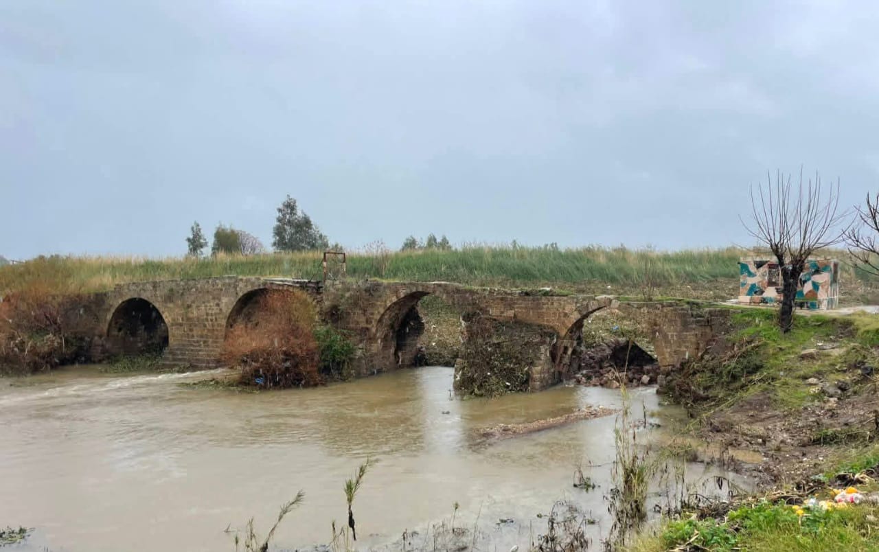 إرتفاع منسوب الأنهار.