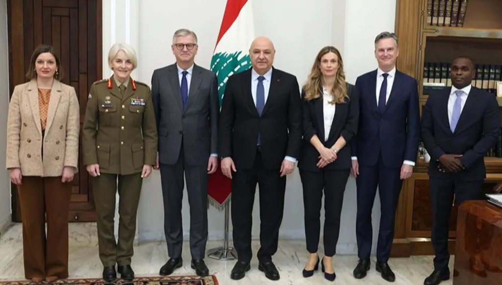 مجلس الوزراء أمام تثبيت قراره الحاسم اليوم... عودة حركة الموفدين وزيارة "غرائبية" لعراقجي