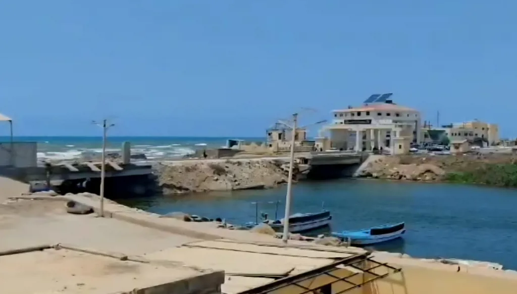 أهالي العريضة شمال لبنان يدقون ناقوس الخطر:  المياه قد تغمر بلدتنا!