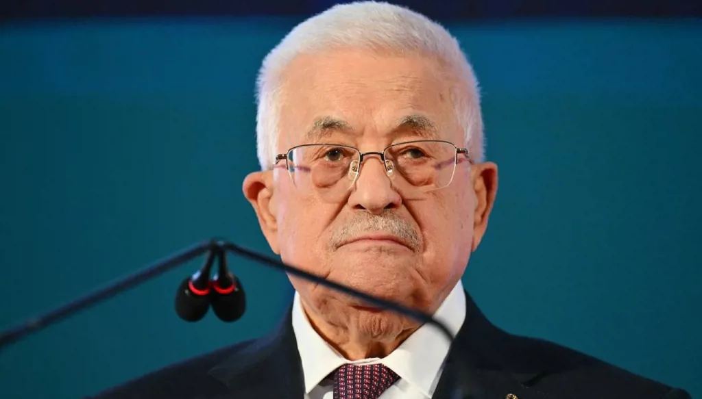 عباس يدعو لانتخاب المجلس الوطني بالاقتراع العام