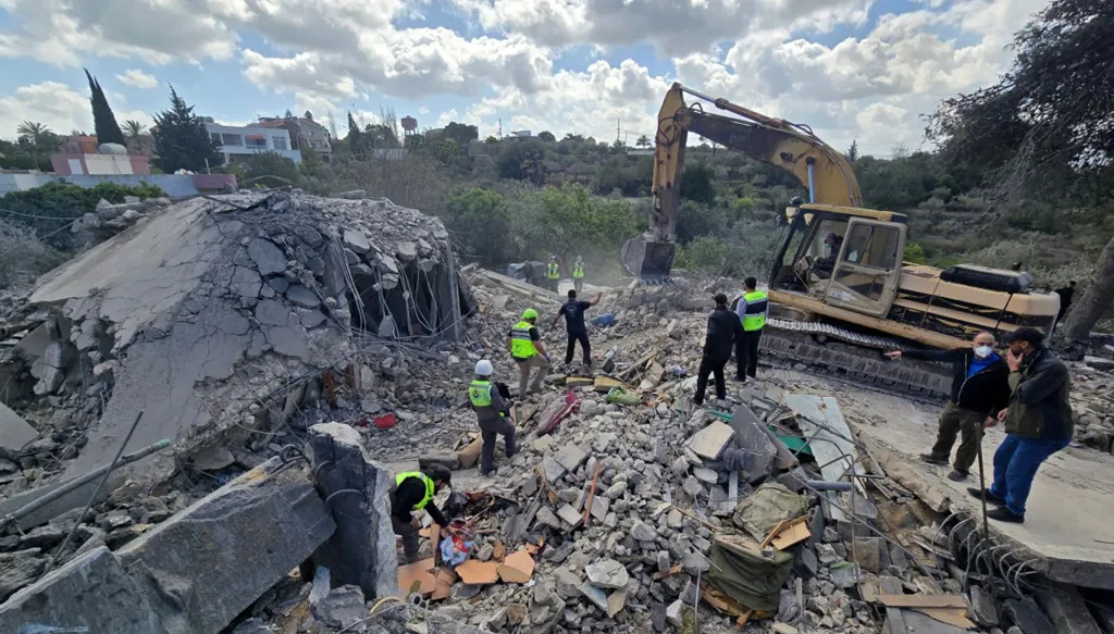 التفاوض المباشر على وقع الانقسام الداخلي: بيروت تتمسّك بوقف النار أولاً وتل أبيب ترفض