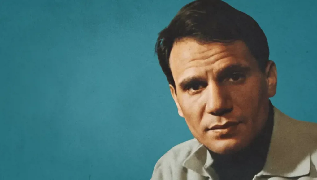 Abdel Halim Hafez: From Popular Love to Reverent Worship