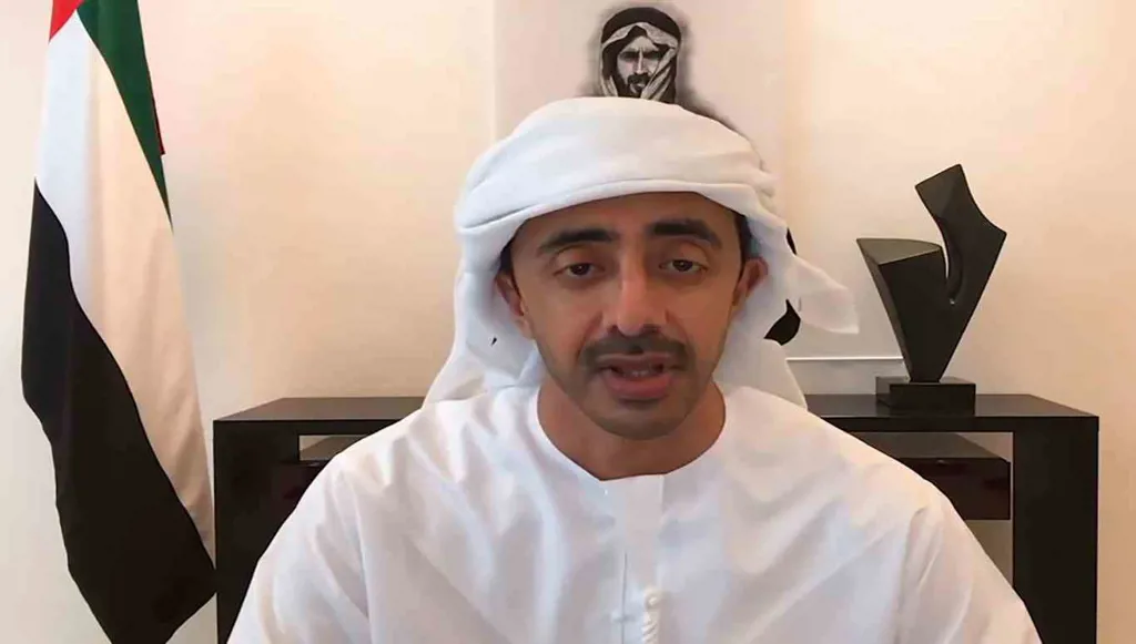 عبدالله بن زايد يبحث مع وزير الخارجية الأميركي التطورات الإقليمية والدولية