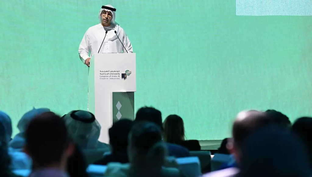 أبوظبي تُطلق مبادرة رقمية تُعيد إحياء الأدب العربي عالمياً