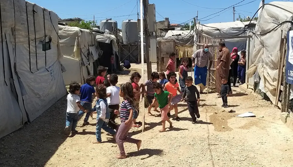 النازحون السوريون: ضغط لبناني لإعادتهم وتجاهل سوري